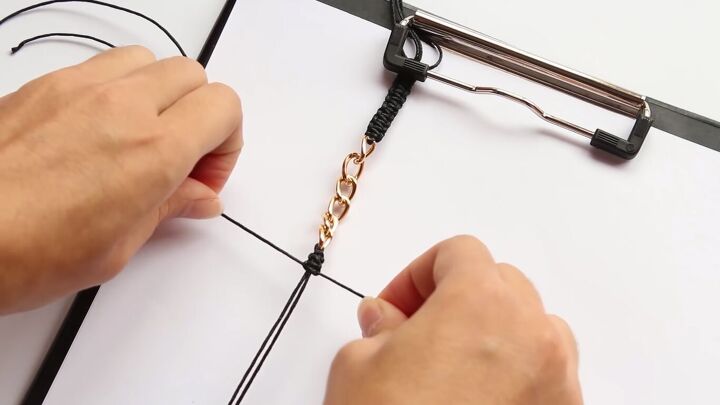 5 cute square knot friendship bracelet ideas with beads chains, Square knot macrame bracelet tutorial