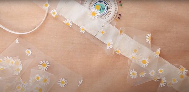 everything s coming up daisies in this cute ruffle headband tutorial, Making ruffles on the chiffon flower headband