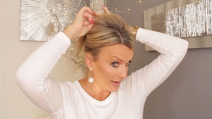 How To Do A Perfect Bump Ponytail Hairstyle Step by Step Upstyle how-to-do-a-perfect-bump-ponytail-hairstyle-step-by-step-upstyle