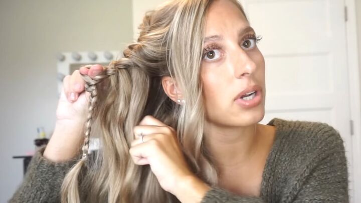 3 cute easy fall hairstyles to try with medium or long hair, Adding more hair to the braid