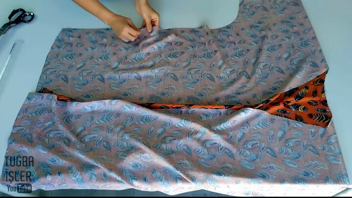 how to make a kimono robe in 7 simple steps, Pinning the DIY kimono robe ready to sew