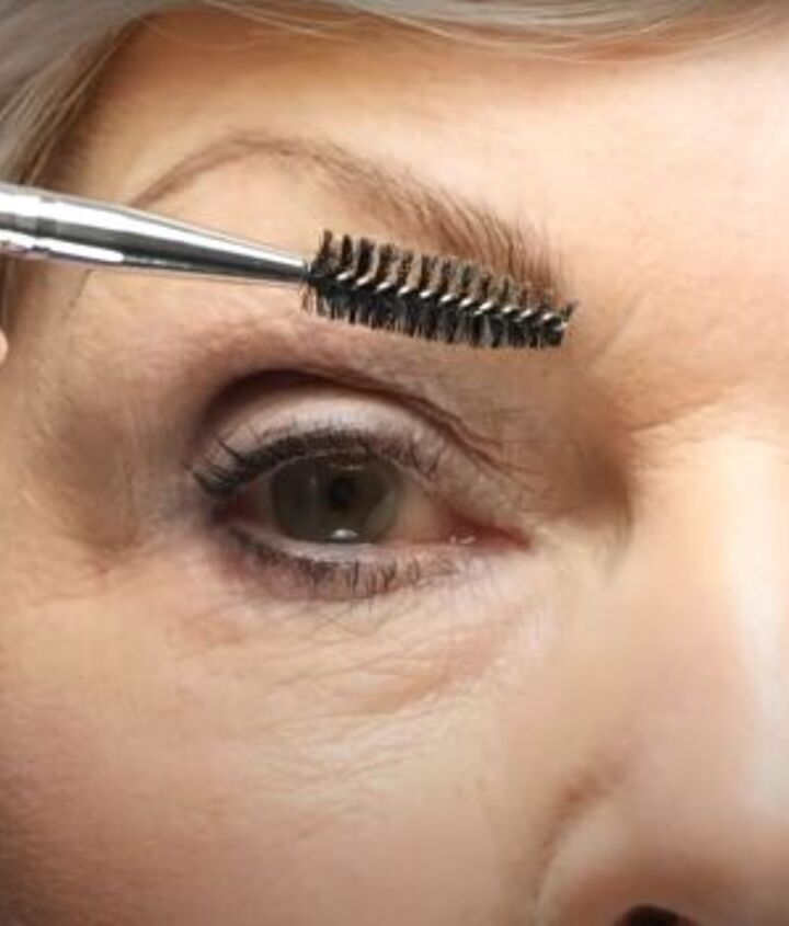 How to Properly Define Eyebrows Over 50 - Makeup for Mature Faces  Upstyle