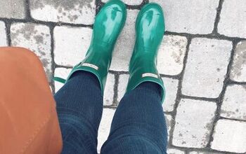 Bright Green Hunter Rain Boots for a Pop of Color!