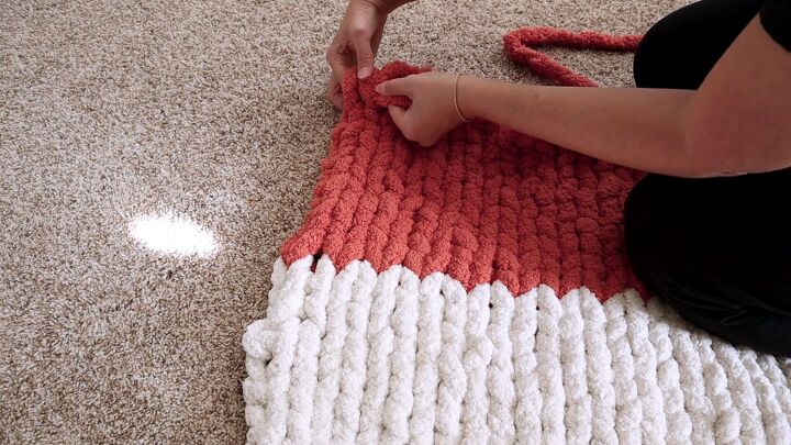 how to make a gigantic diy chunky knit cardigan by doing slip knots, Finishing the knit panel