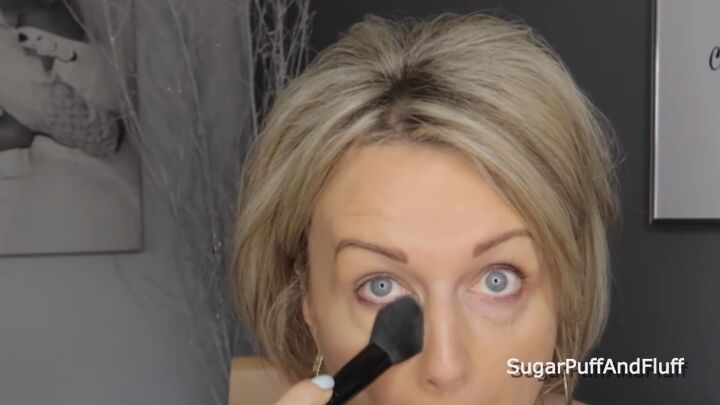 Concealer Powder Creasing Why Does My Concealer Crease? Here's How to Apply Concealer Properly ...