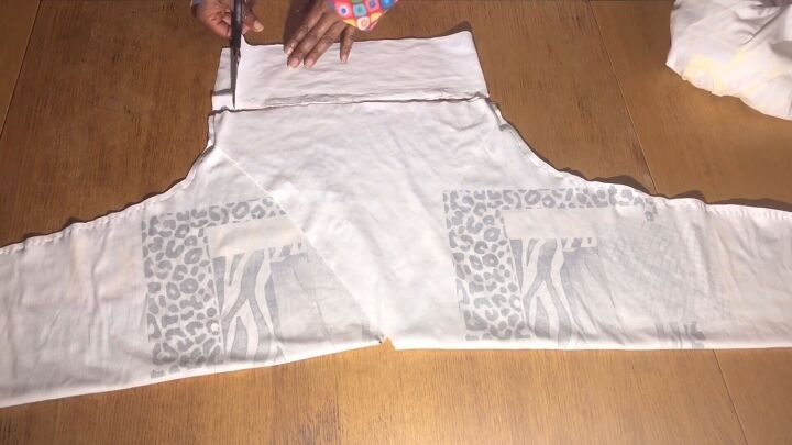 How to Make a Flattering DIY Batwing Top in 5 Simple Steps | Upstyle