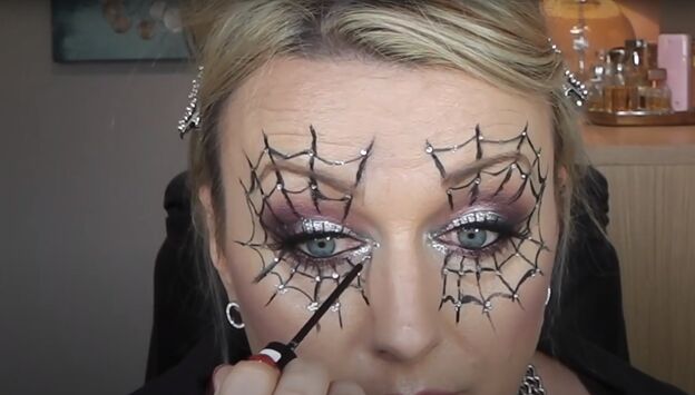 how to do easy spider web face makeup for halloween in 4 simple steps, DIY spider web makeup