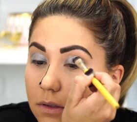 this cartoon pop art makeup look is so easy perfect for halloween, Pop art makeup tutorial