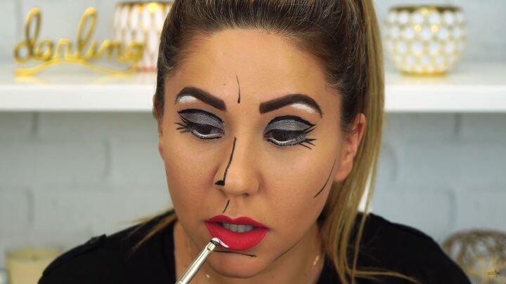 this cartoon pop art makeup look is so easy perfect for halloween, Simple pop art makeup