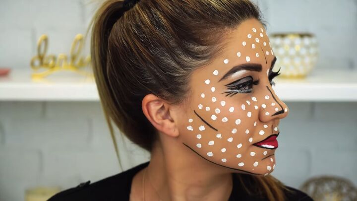 this cartoon pop art makeup look is so easy perfect for halloween, How to do cartoon pop art makeup