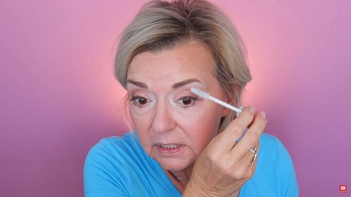 how to get thick full eyelashes over 50 7 expert tips tricks, How to apply mascara for older eyelashes
