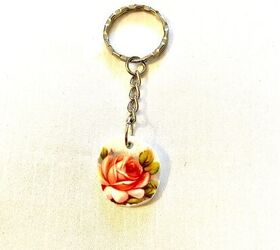 How to Make a Pretty Keyring From Old Crockery