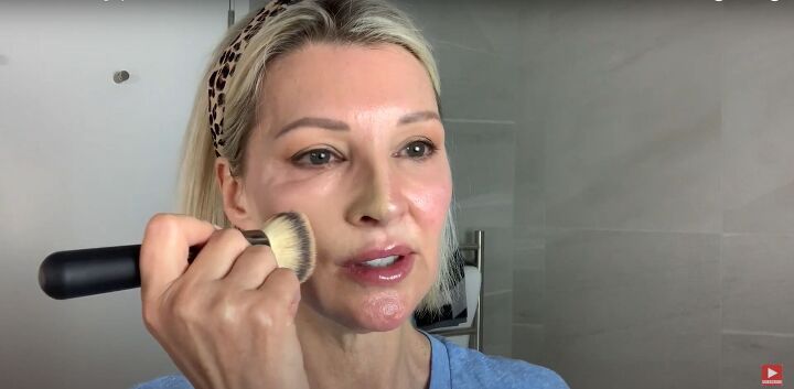 7 easy tips for applying the best foundation for large pores, How to conceal large pores with makeup