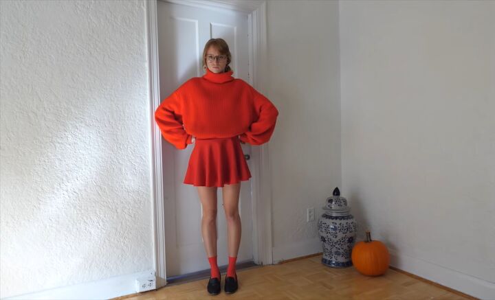 6 cheap adult halloween costumes you can find at the thrift store, Velma from Scooby Doo Halloween costume