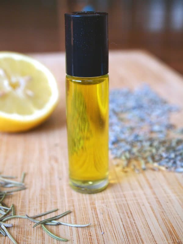 diy cuticle oil recipe with essential oils strengthens nails