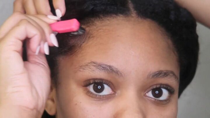 5 lazy natural hairstyles for stretched hair you can do in 5 minutes, Setting edges with edge control