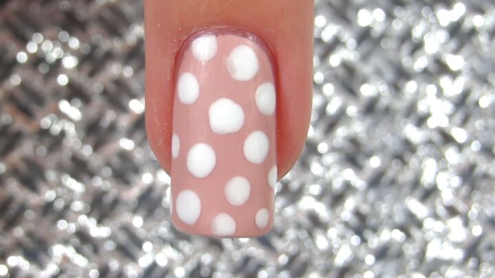 10 easy peasy nail art designs for beginners step by step tutorial, Easy dotted nail art design