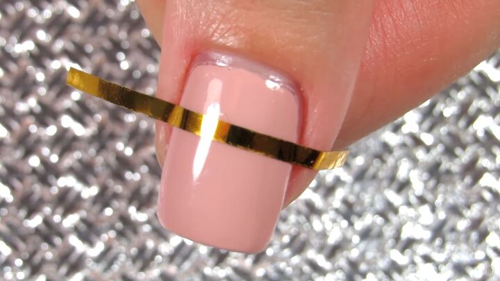 10 easy peasy nail art designs for beginners step by step tutorial, Applying nail tape horiztonally
