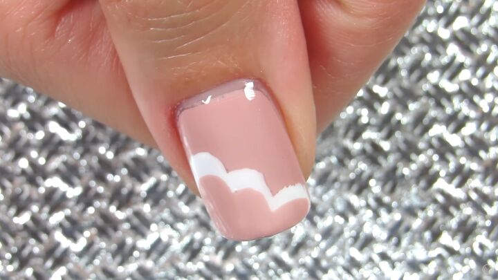 10 easy peasy nail art designs for beginners step by step tutorial, Easy scalloped nail art design