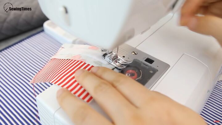 how to make a simple diy coin purse perfect gift idea, Sewing the DIY coin purse on a sewing machine