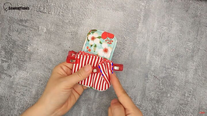 how to make a simple diy coin purse perfect gift idea, Clipping the corners ready for sewing