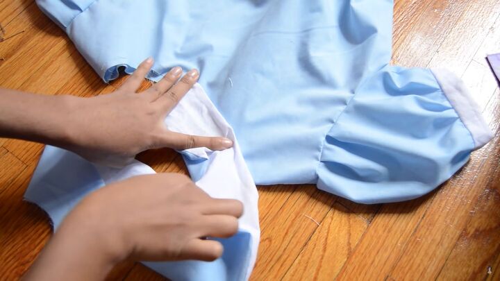 how to sew an alice in wonderland blue dress for cosplay or halloween, Pinning the collar to the dress