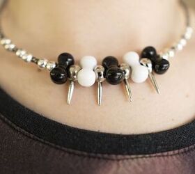 How to Make a Halloween Spikes and Bones Necklace