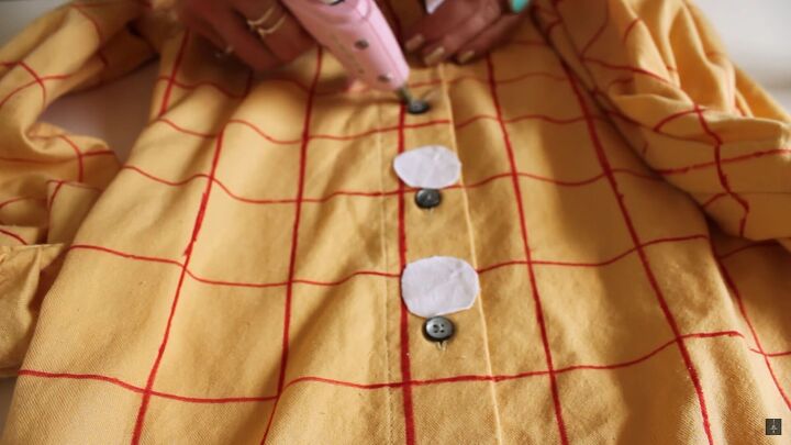 how to make a diy woody costume for toy story cosplay or halloween, Making buttons for the Woody shirt