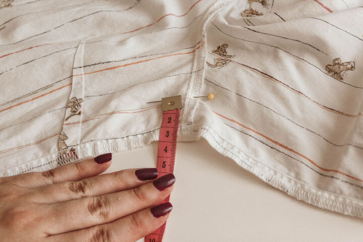 5 Easy Tips For Altering Your Clothes | Upstyle