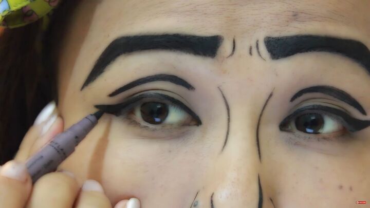 how to easily do fun female pop art makeup with your regular makeup, Pop art eye makeup