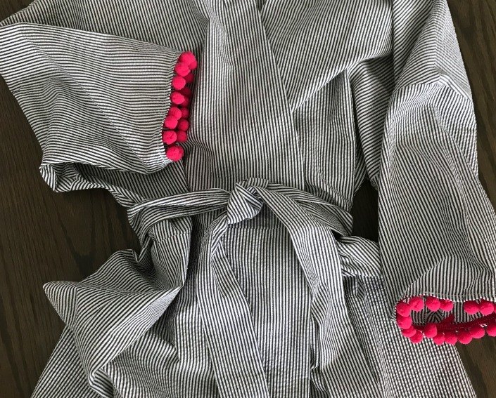 anthro knock off summer robe, I love the hot pink ball fringe I added to the sleeve hems