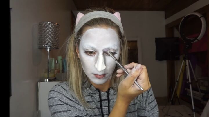 how to do super spooky makeup for a terrifying valak the nun costume, Fun Valak the nun makeup