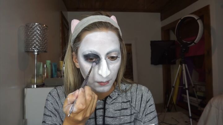 how to do super spooky makeup for a terrifying valak the nun costume, How to do Valak the nun makeup step by step