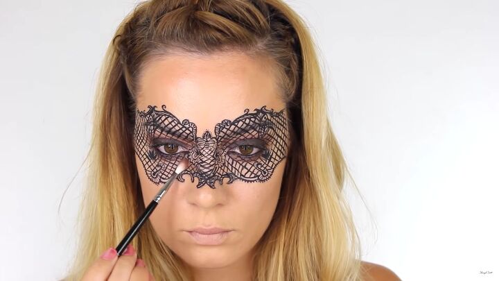 how to do intricate masquerade mask makeup with liquid eyeliner, Contouring the sides of the nose
