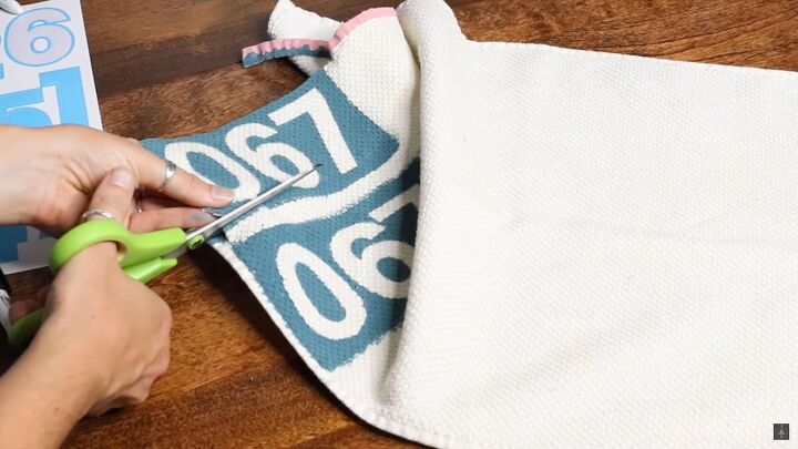 How to Make a DIY Squid Game Costume - Easy Player Tracksuit Tutorial ...