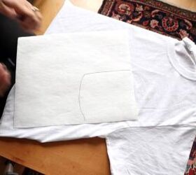 3 easy no sew diy clothing projects for refashioning old clothes, Tracing the t shirt pocket for the embroidery