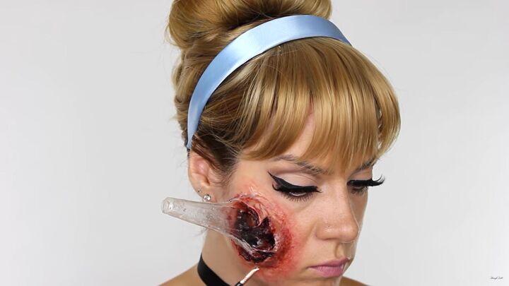 how to do scary halloween cinderella makeup with a glass slipper wound, Using the wound filler to create tear marks