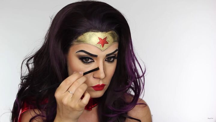 how to do effective comic book wonder woman makeup for halloween, Comic book Wonder Woman makeup