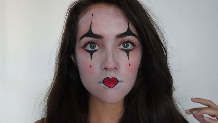 6 easy last minute halloween makeup ideas you can try at home, Easy last minute mime makeup for Halloween