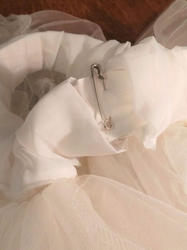 diy cloud tutu halloween costume, Pull the elastic so the skirt is snug but not tight and pin with a safety pin