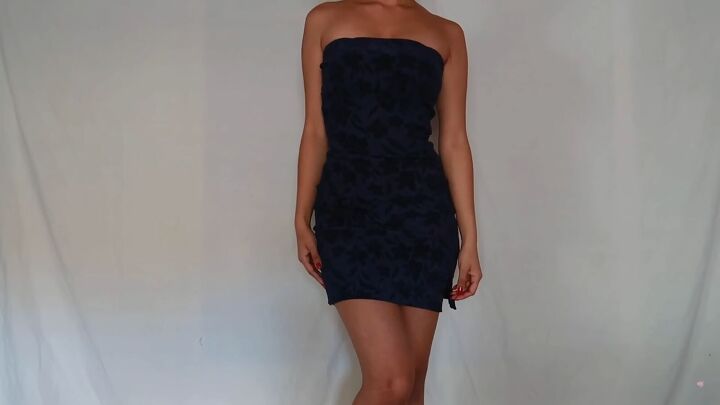 How to Take in a Dress and Make it Smaller | Upstyle How to Take in a Dress and Make it Smaller | Upstyle