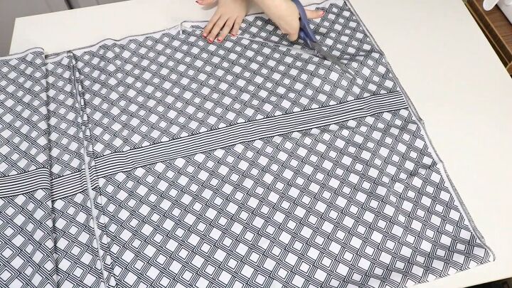 Cutting Hair at Home? Here's How to Make a Barber Cape in 7 Easy Steps ...