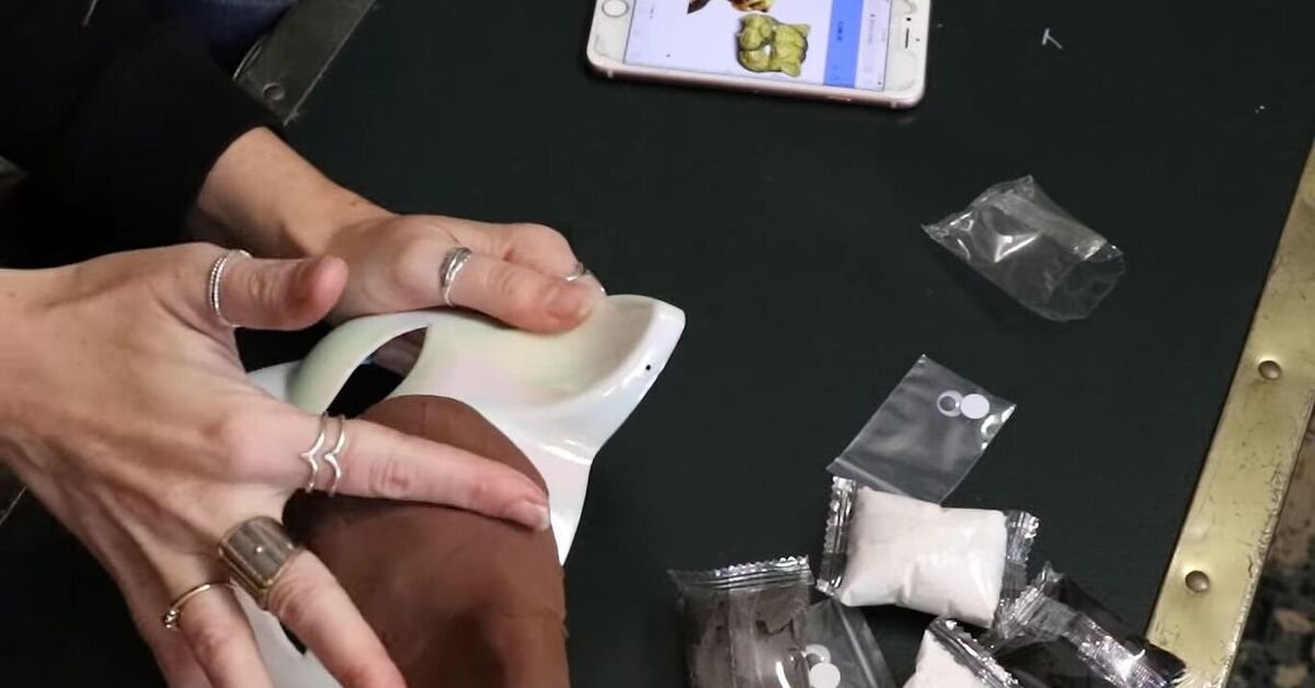 How to Make a DIY Squid Game VIP Mask in 4 Quick & Easy Steps | Upstyle