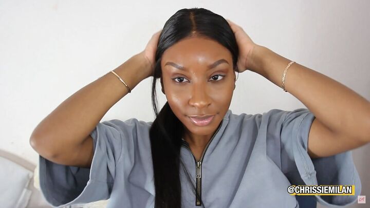 7 heatless frontal hairstyle ideas you can easily do in 5 minutes, Sleek ponytail with a frontal