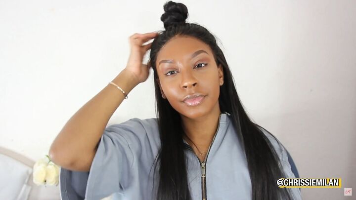 7 heatless frontal hairstyle ideas you can easily do in 5 minutes, Half up half down frontal bun hairstyle