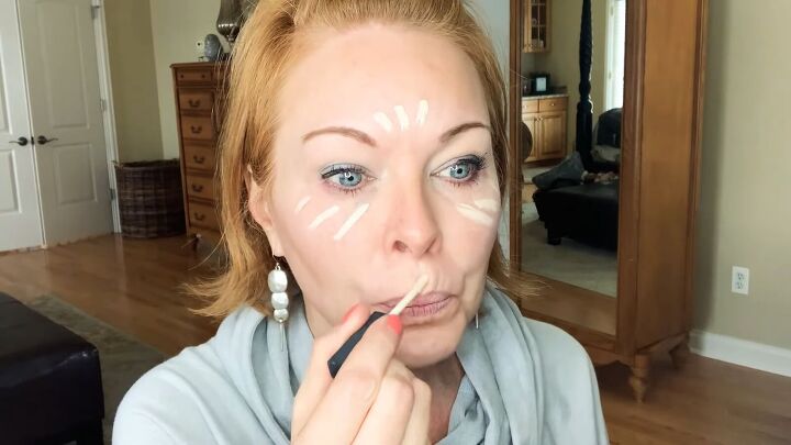 how to highlight contour pale skin products techniques more, How to apply highlighter on pale skin
