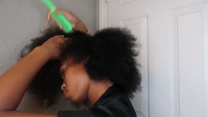 how to easily do a sleek top knot bun on natural hair, Parting hair into sections