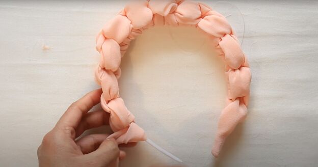 how to easily make a cute knot headband perfect diy gift idea