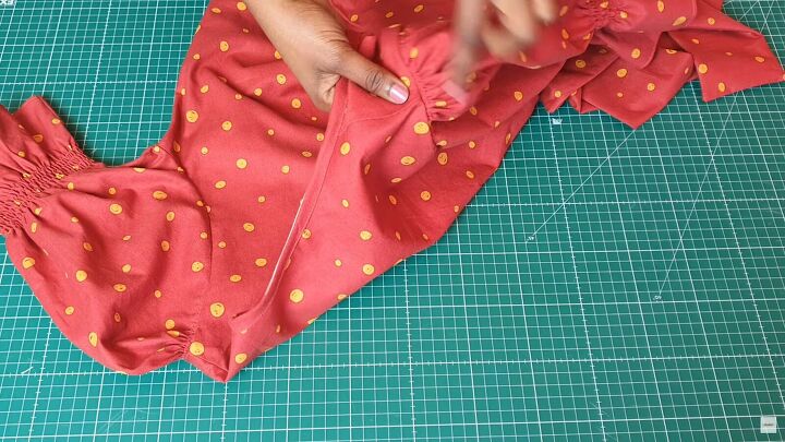 how to sew a super cute diy tie front top step by step tutorial, Removing basting stitches from the sleeve cap