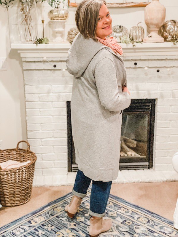how to wear girlfriend jeans booties and long cardigan
